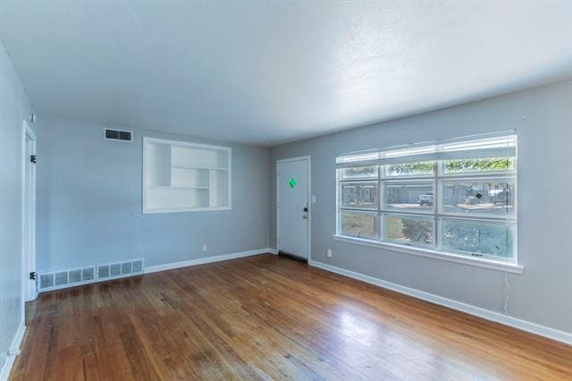 Photo - 4305 Cummings Dr