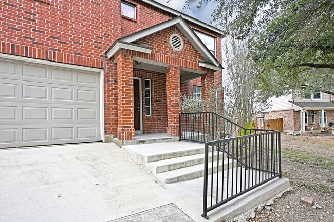 Photo - 1610 Elizabeth Ct