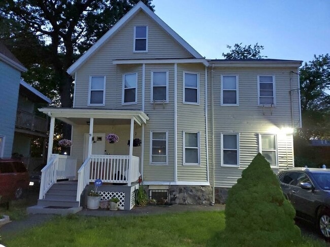 Building Photo - 91 Callender St Unit 2