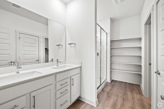 3BR, 2BA - 1,489SF - 1st Bathroom