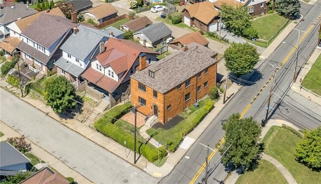 Photo - 433 Winterhill St Unit 2