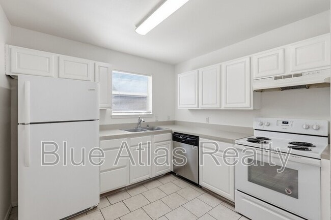 Photo - 125 Cambridge Dr