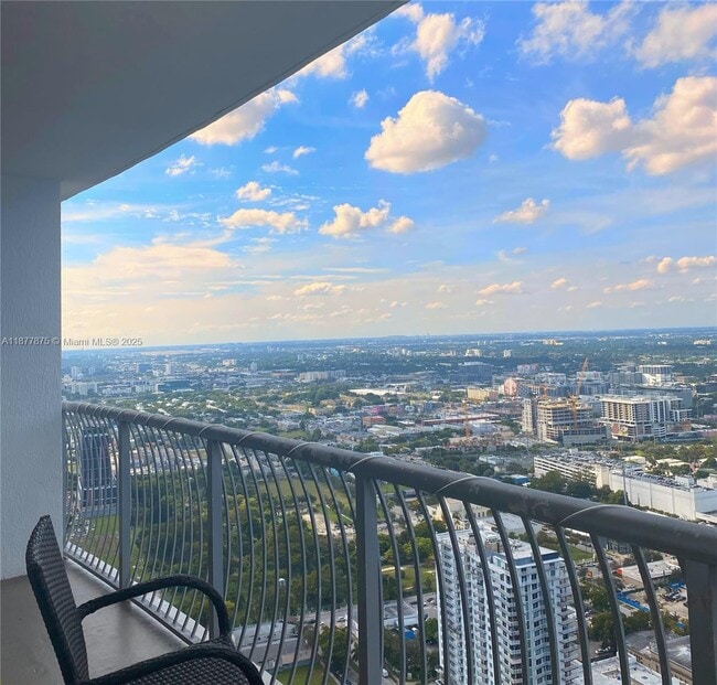 Photo - 1750 N Bayshore Dr Unidad 5109