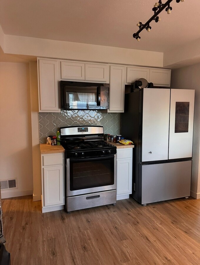 Photo - 118 E 62nd St