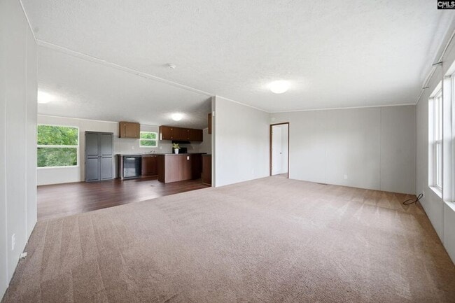 Photo - 233 Peeler Rd