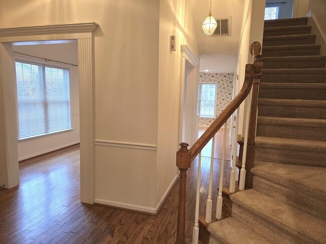 Photo - 7532 Riverside Ct