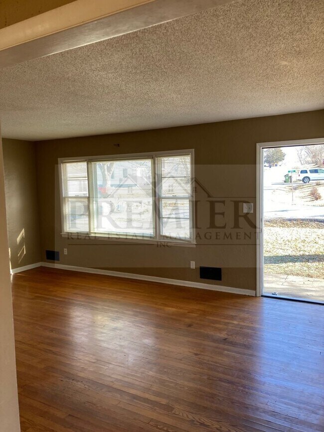 Photo - 7716 Crisp Ave Unit 7716 Crisp Ave