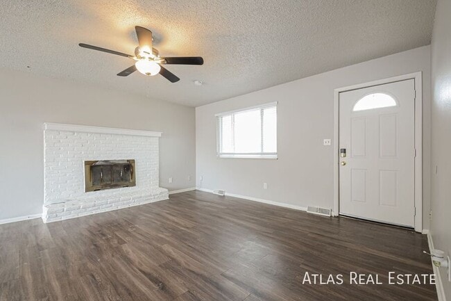 Photo - 10290 Benton St