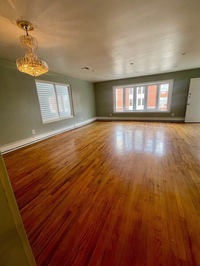 Photo - 1912 Grand Ave