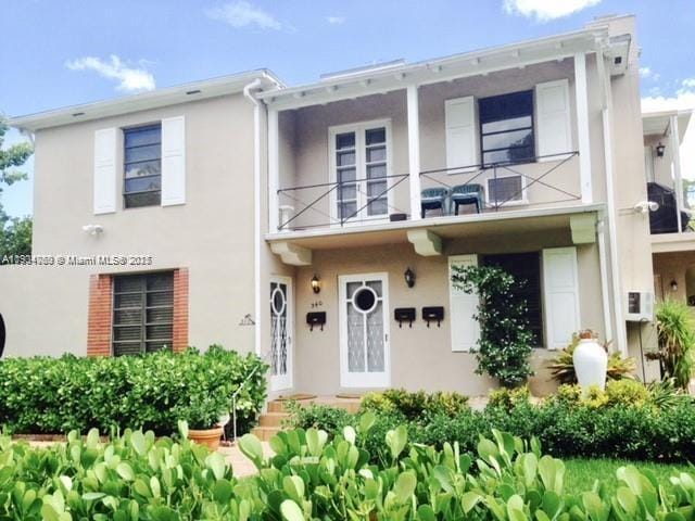 Building Photo - 340 Mendoza Ave Unit 2