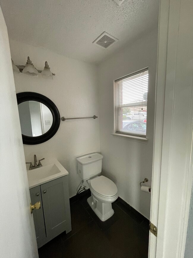 Photo - 2403 Silverado Trail