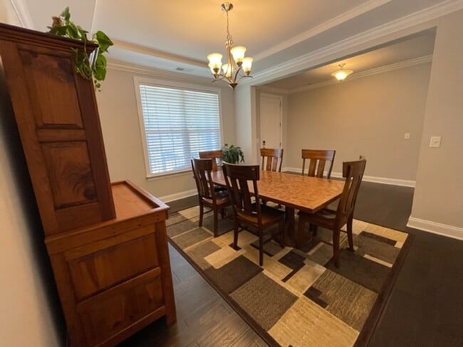 Photo - 1425 Barn Door Dr