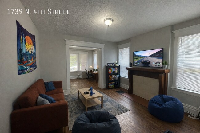 Photo - 1739 N 4th St