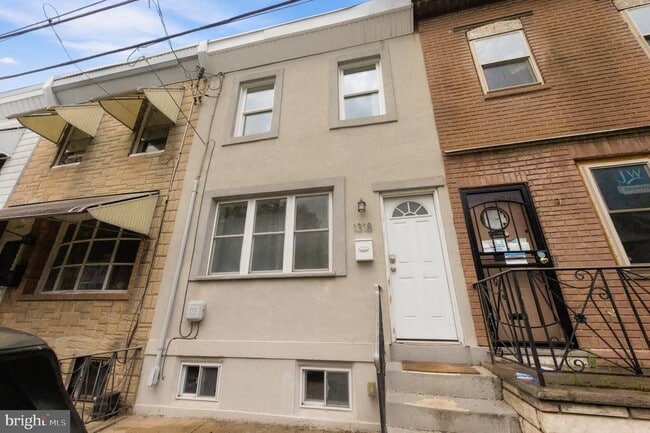 Building Photo - 1318 S Reese St
