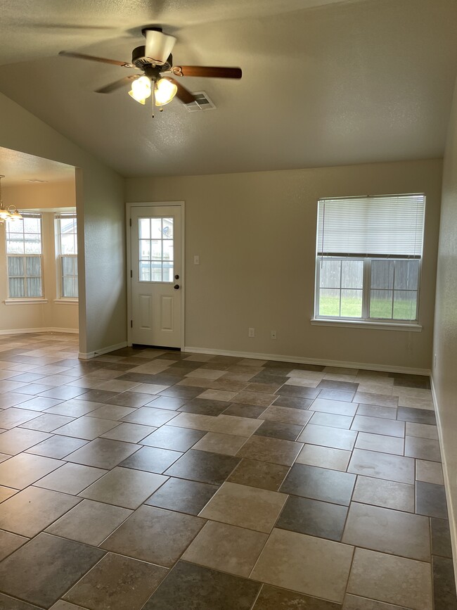 Photo - 9457 Magnolia Wood Dr