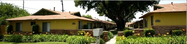 Photo - Single Story- The One Seven Community