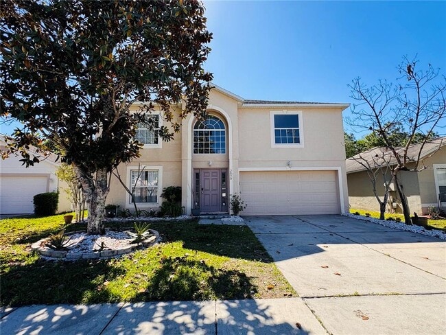 Building Photo - 2050 Corner Glen Dr