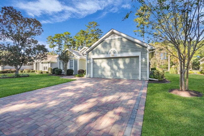 Photo - 34 Coburn Dr E