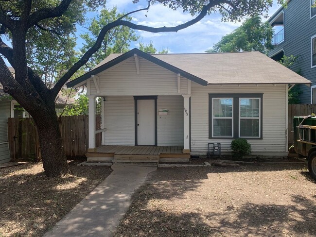 2/1 Bungalow Close to Campus! - 2/1 Bungalow Close to Campus! Casa