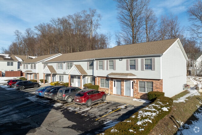 Pinnacle Townhomes