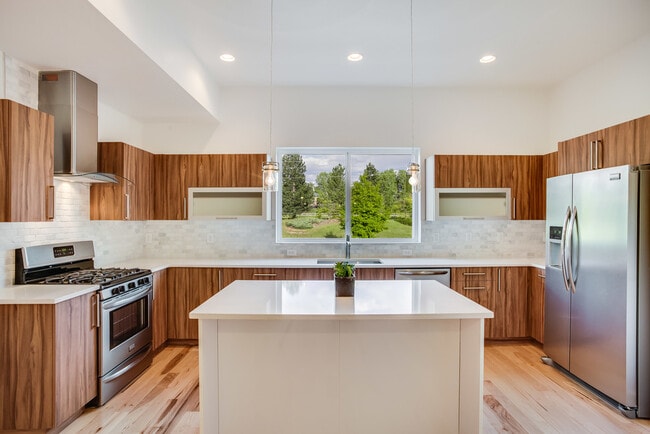 Photo - 2228 W Powers Ave