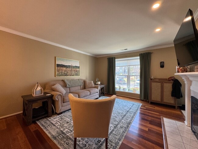 Photo - Bright And Spacious 2 Bed 2 Bath Condo In Ramblewood At Daventry