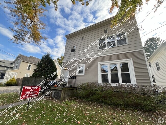 Building Photo - 70 Harvey Ave Unit 5 Rental