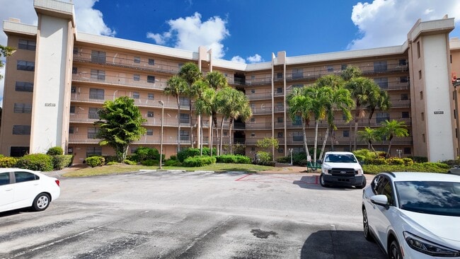 Photo - 4640 Lucerne Lakes Blvd W Unit 502