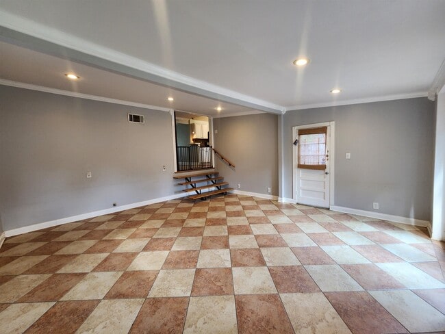 Photo - 5019 Kaye Rd