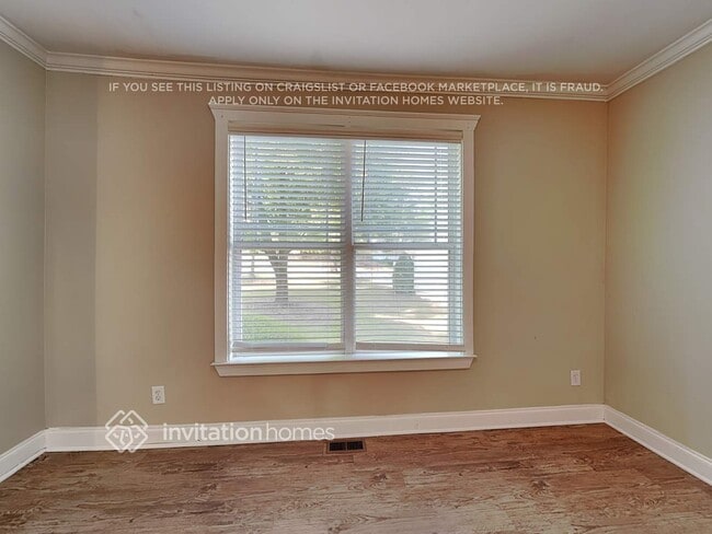 Photo - 1537 Boulder Walk Dr SE