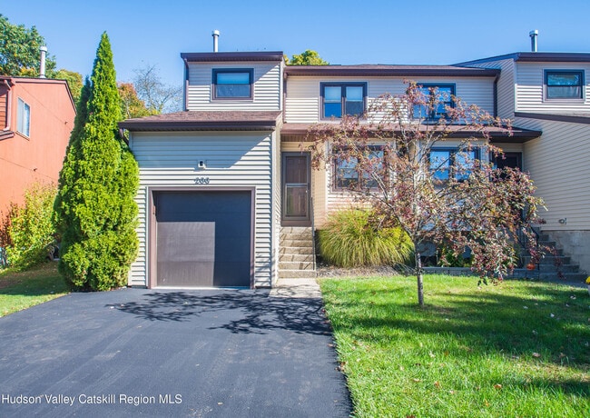 Photo - 200 Sterling Pl