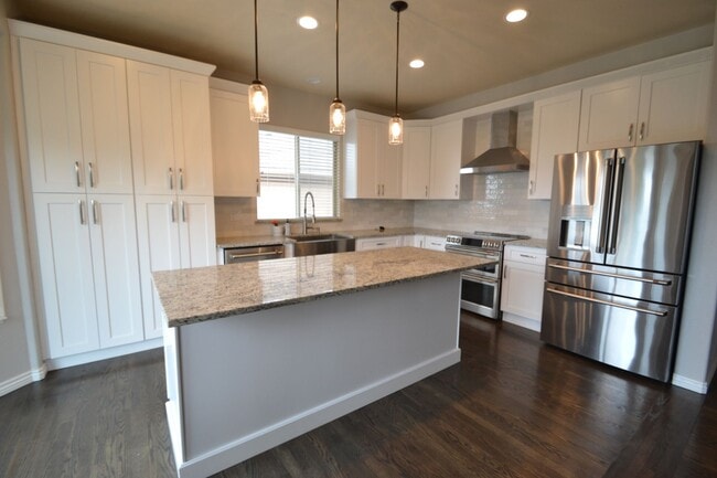Photo - 2721 Crooked Vine Ct