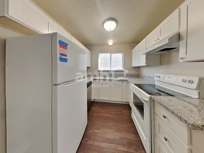 Photo - 16978 SW Steele Way