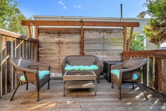 Photo - 204 S Guadalupe Ave House