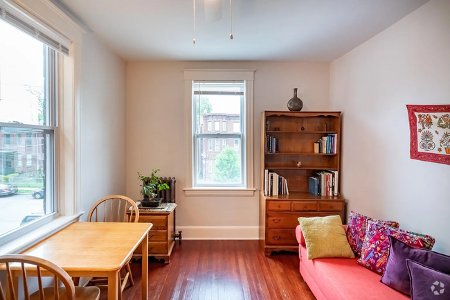 Building Photo - 81 Liberty St WH Rental