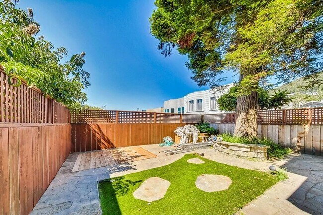 Photo - 316 Moraga St Unit 01