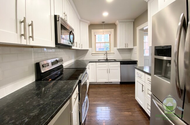 Photo - 210 W Faris Rd