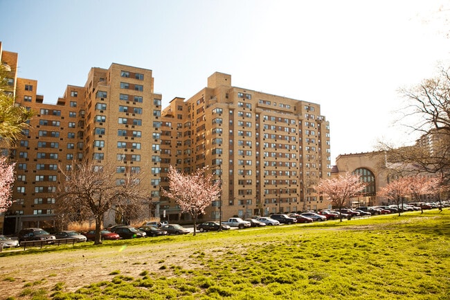 Building Photo - 2601 Pennsylvania Ave Unit 1154 Rental