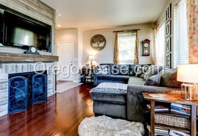 Photo - Beautiful large West Eugene home