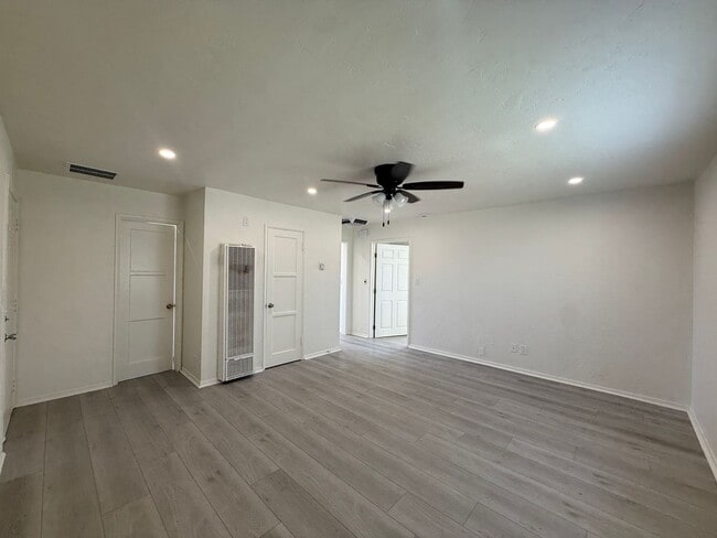 2634 Desert St Unidad 2632