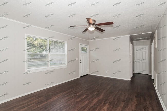 Photo - 2019 Catalpa Ave