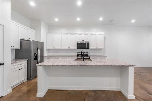Photo - 1540 W Long