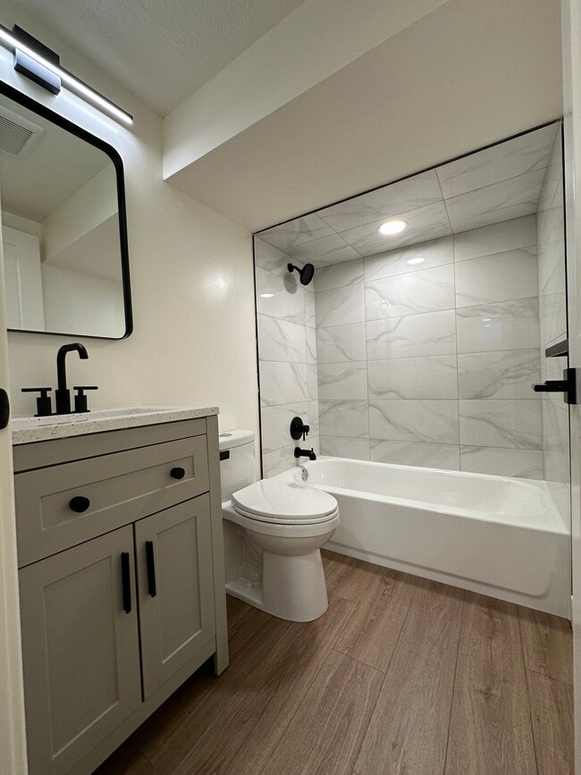 Photo - 2161 S Nowell Cir Unit 2161 Nowell