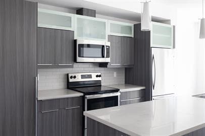 Photo - 15020-15099 99 Ave NW Unit Main 4