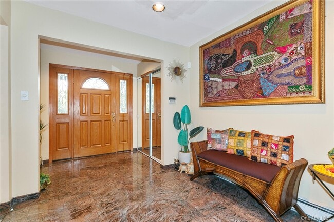 Photo - 123 South Dr