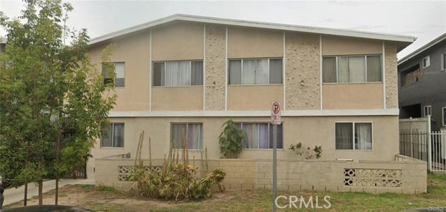 Building Photo - 4026 Stevely Ave Rental