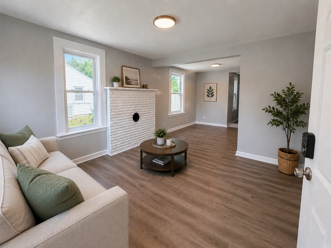 Photo - 213 Beacon Rd