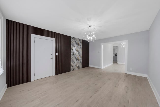Living Room - 1920 S Wood Ave Unit 1
