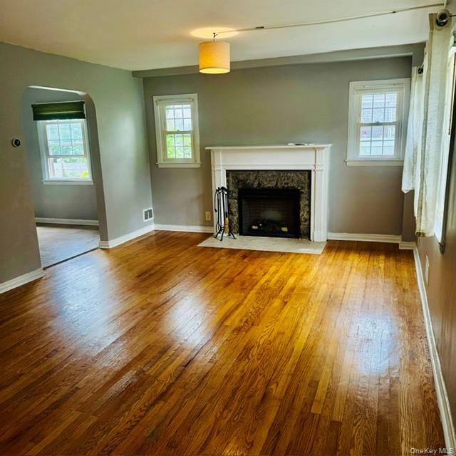 Photo - 168-21 Cryders Ln