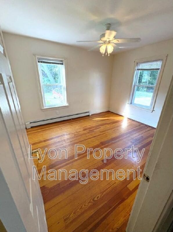 Building Photo - 352 Manville Rd Unit 1L Rental